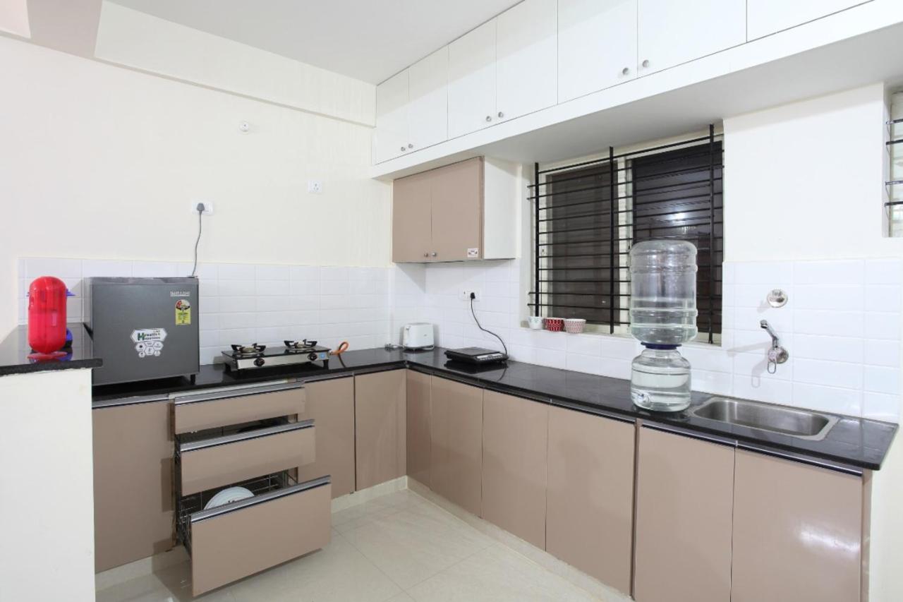Qualtems Guest House-With Ac Options بنغالور المظهر الخارجي الصورة